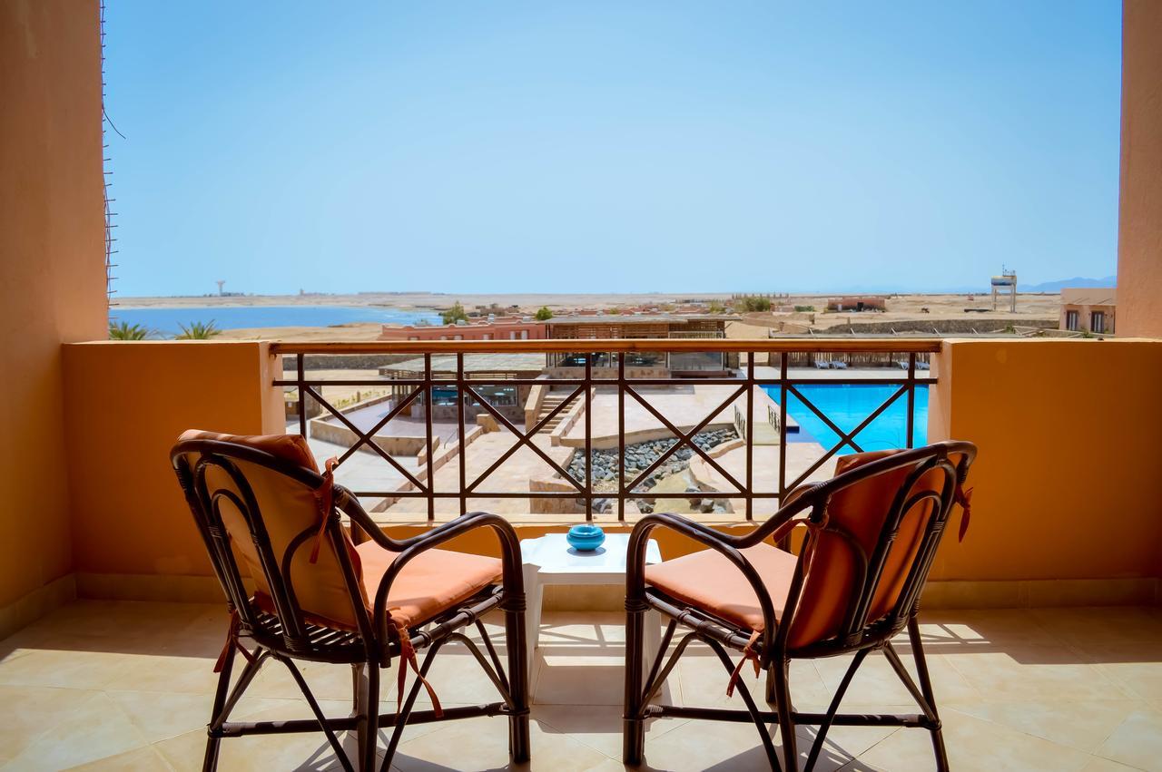 Viva Blue Resort And Diving Sharm El Naga (Adults Only) Hurghada Bagian luar foto