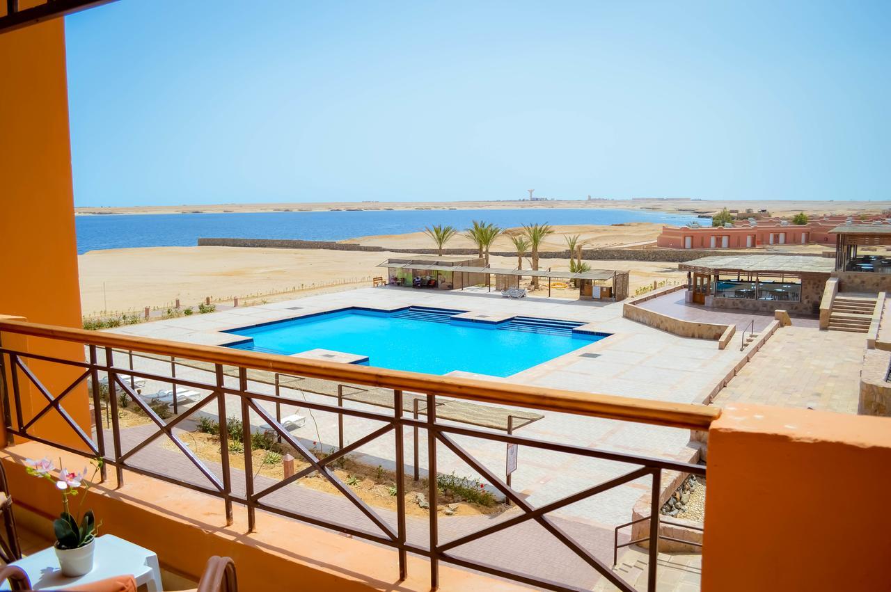 Viva Blue Resort And Diving Sharm El Naga (Adults Only) Hurghada Bagian luar foto